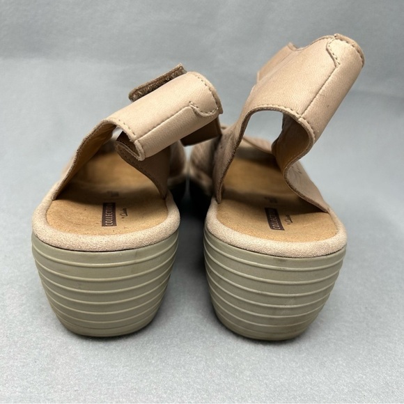 Clarks Collections Soft Cushion Ankle Strap Leather Sandals US 10. - Picture 6 of 10